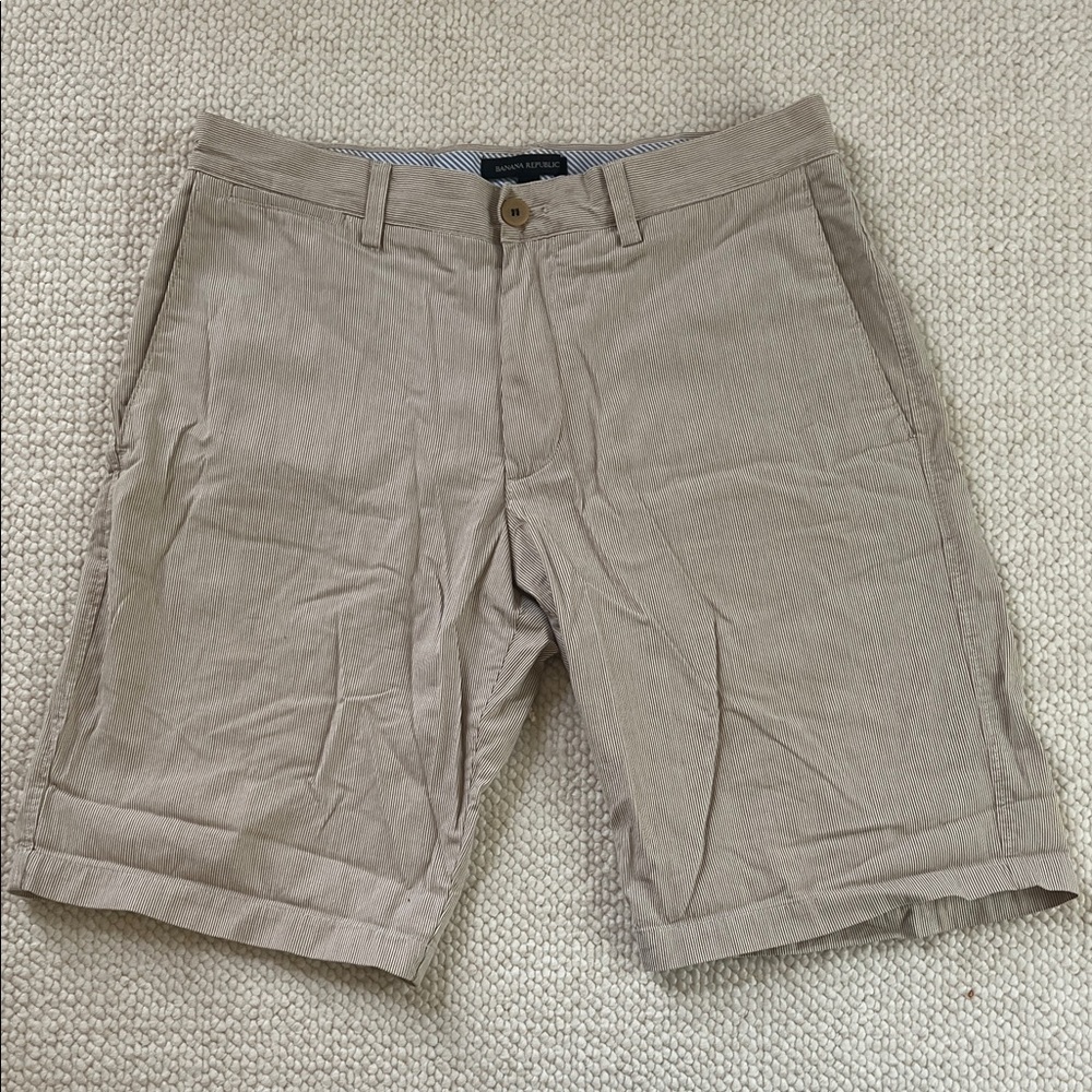 Banana Republic Men's Khaki Flat Front Shorts